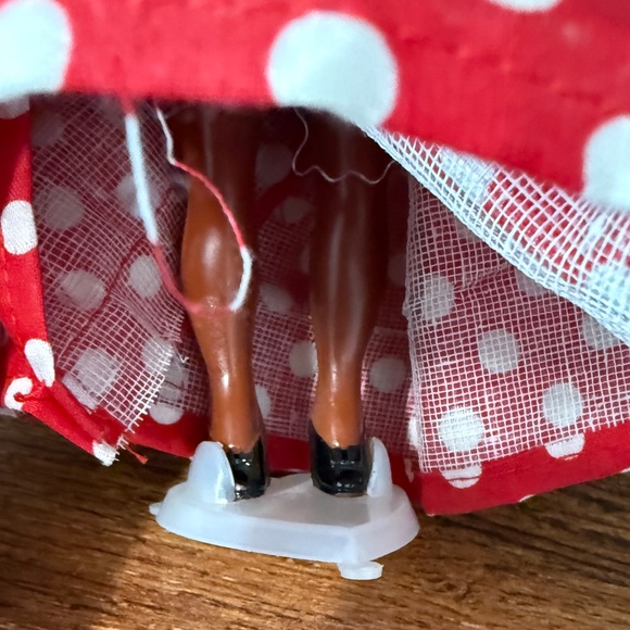 Souvenir of New Orleans Blinking Doll - Picture 11 of 13